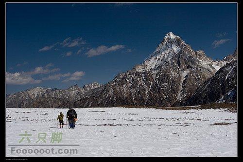 甘孜藏族自治州登山记雪地