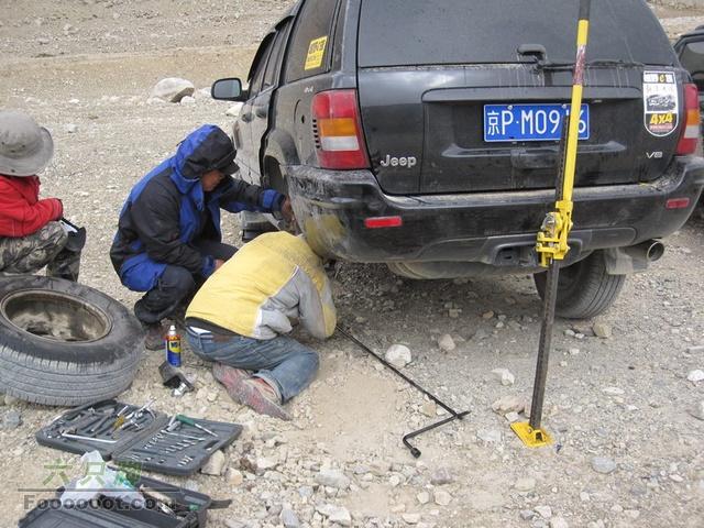 我的西藏之旅 川藏318-珠峰-青藏 GPS轨迹返回救援，同行的大切避震被颠折了