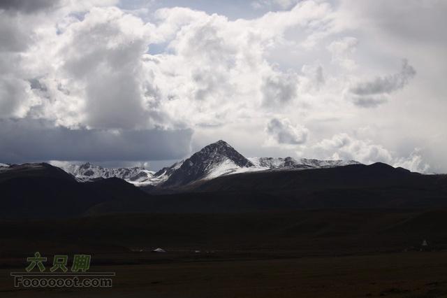 我的西藏之旅 川藏318-珠峰-青藏 GPS轨迹过了理塘，开始看到雪山