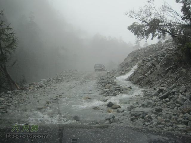 我的西藏之旅 川藏318-珠峰-青藏 GPS轨迹山洪终年冲击的路段