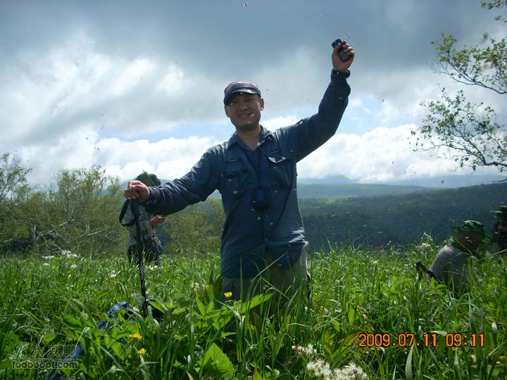 长白山南坡穿越西坡高山草甸