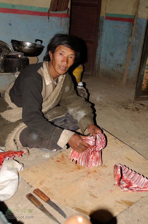 错乱之旅（完全记录版）用羊肉招待我们的藏族老乡一家子