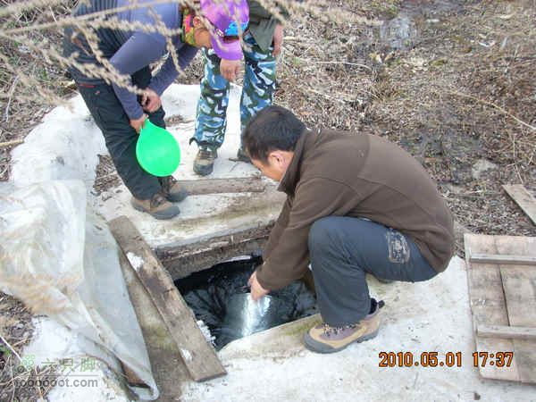 吉林龙湾火山口湖群探寻营地取水