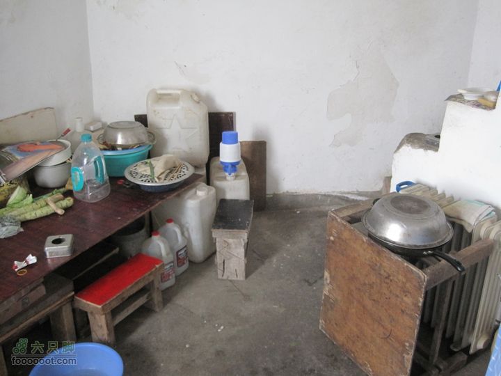 鹫峰-妙峰山穿越GPS轨迹望京塔内，这里可以吃泡面补充水