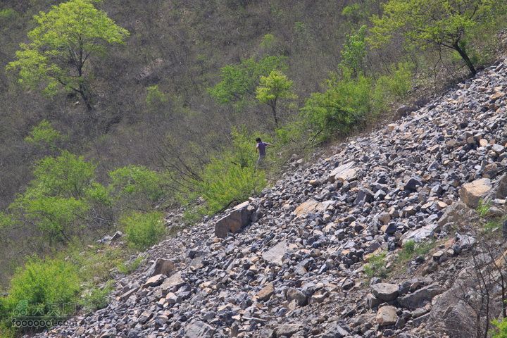 爨底下村徒步上山往返路线，我们的精彩周末下山现场直播2