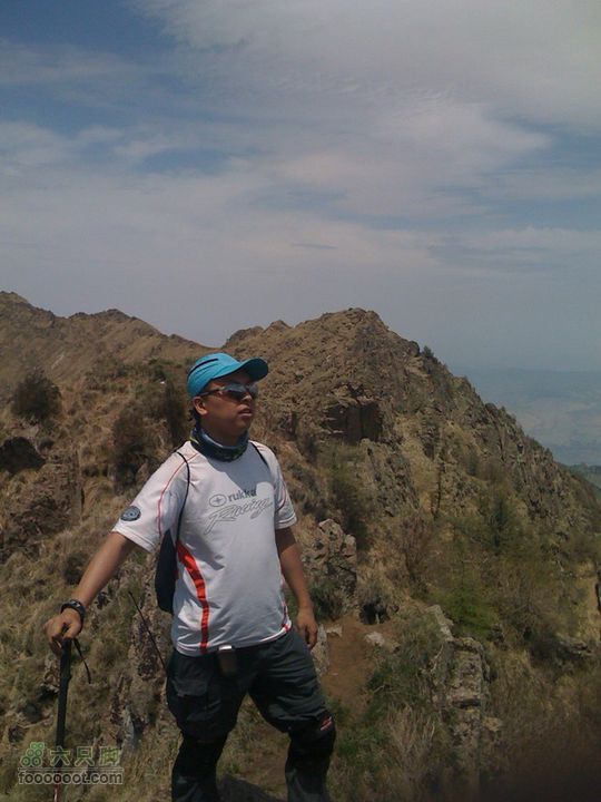 小五台山涧口入东沟出重装+东北2台折返轨迹线路看我站的地方，这可不是什么景区的边上