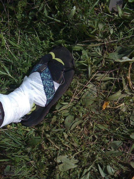 小五台山涧口入东沟出重装+东北2台折返轨迹线路第三天早上起来，脚打上了厚厚的绷带