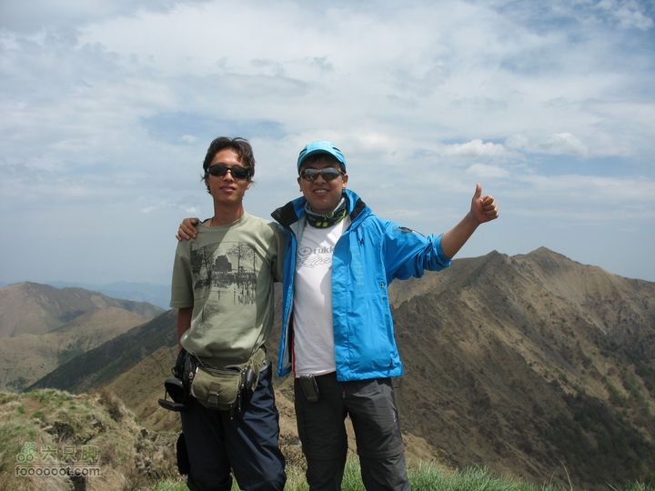 小五台山涧口入东沟出重装+东北2台折返轨迹线路在山顶，跟枫情合影