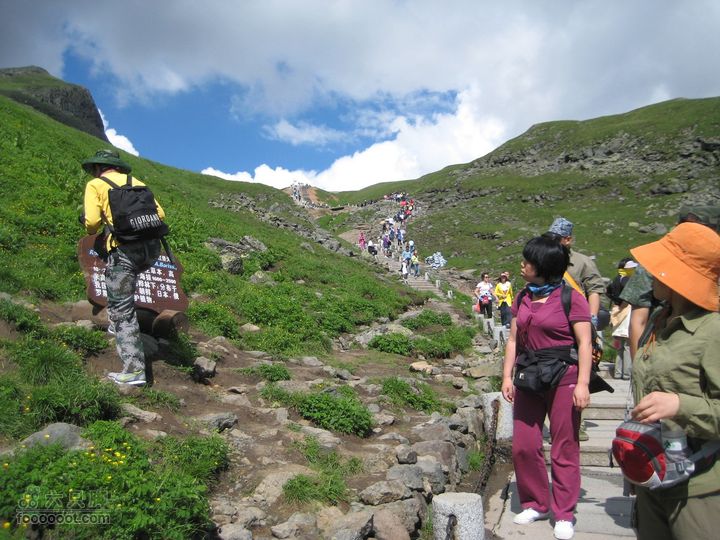 2010长白山西坡天池2010.07.17 250_眸目压缩