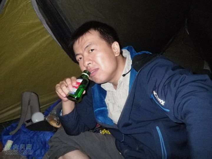 自驾车大海陀村，越野至1550米营地，最无限接近小海坨的线路晚上的大餐，涮羊肉，还有小二