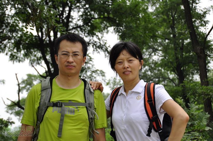 香山经好汉坡直奔周家巷，迷路误入温泉白家幢(勿按此轨迹寻迹)合影