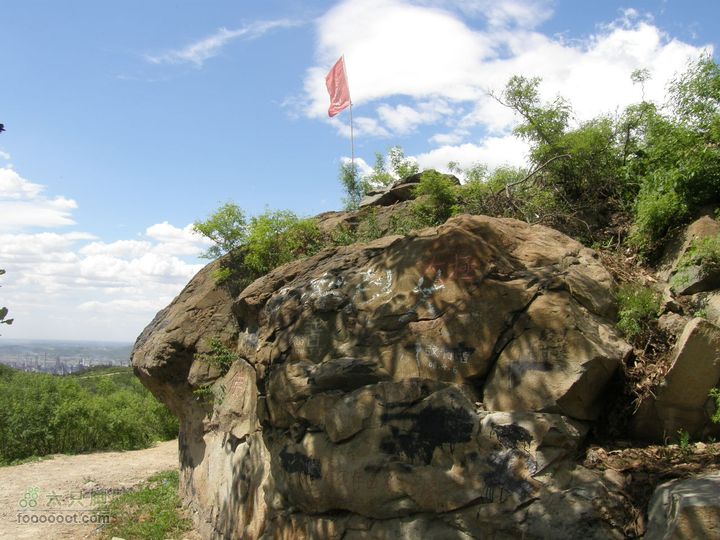 采野果之旅-法海寺到香山挂甲塔徒步穿越P5300430