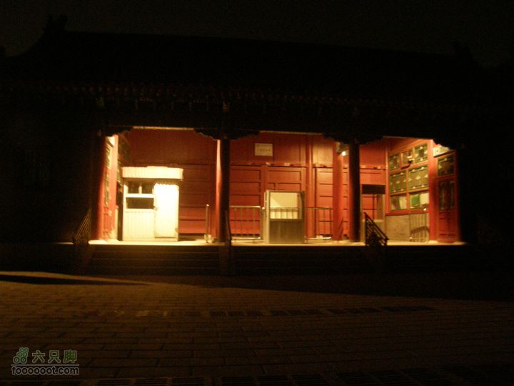 虎头峰、翠微顶、八大处夜爬八大处大门