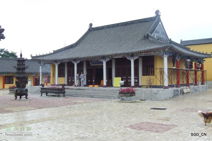 七星山_石佛寺_老人头大雄宝殿