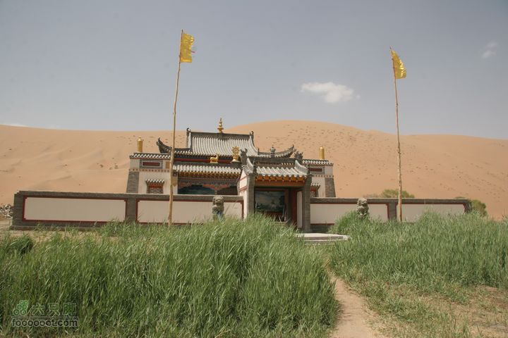 巴丹吉林沙漠探险游巴丹庙