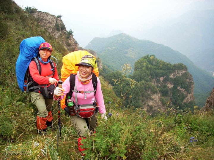 下马威—东灵山—北灵山—黄草梁—柏峪—爨底下—斋堂ZN穿越无名1山脊