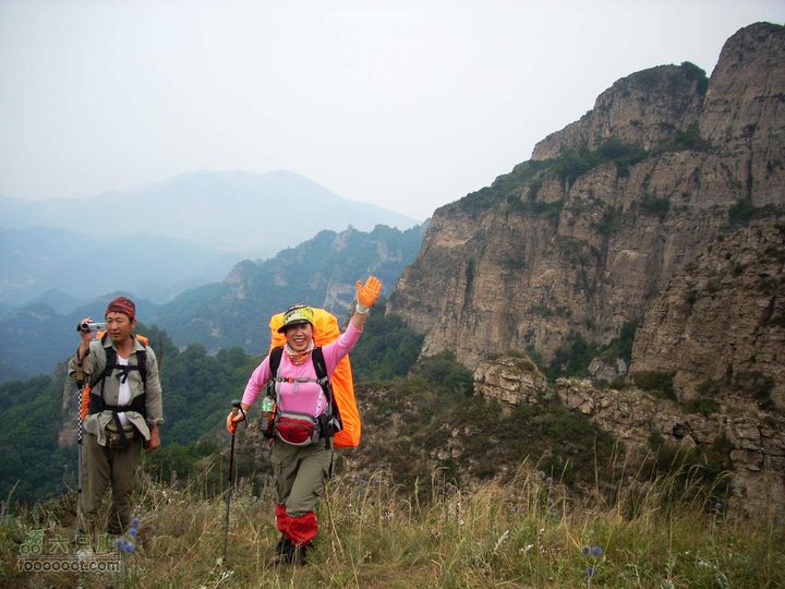 下马威—东灵山—北灵山—黄草梁—柏峪—爨底下—斋堂ZN穿越无名1垭口