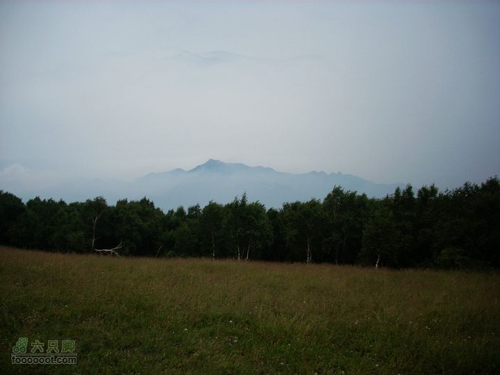 下马威—东灵山—北灵山—黄草梁—柏峪—爨底下—斋堂ZN穿越远望小五台方向