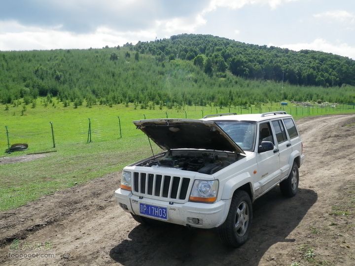 自驾黑龙山,穿老掌沟,爬东猴顶宿传奇山庄到山顶，车水温已经120多度了