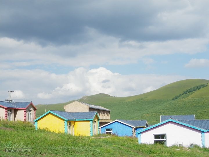 自驾黑龙山,穿老掌沟,爬东猴顶宿传奇山庄近看小房子