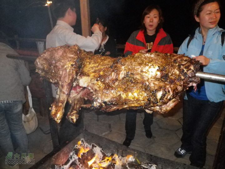 自驾黑龙山,穿老掌沟,爬东猴顶宿传奇山庄近照，现在看了都流口水
