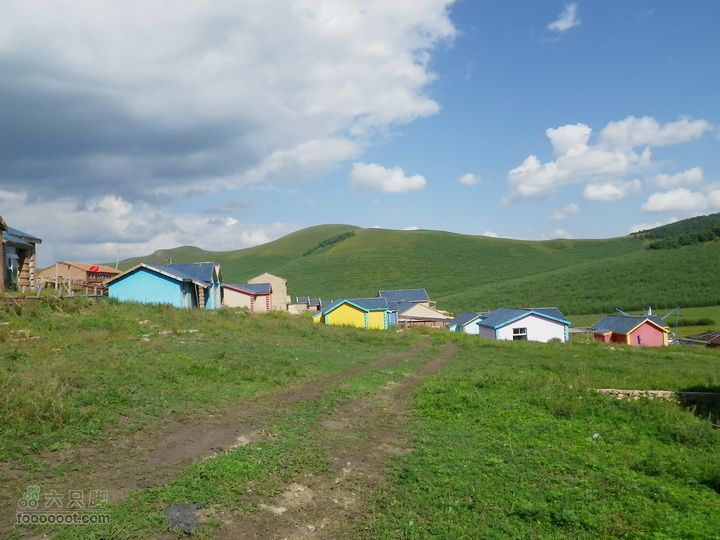 自驾黑龙山,穿老掌沟,爬东猴顶宿传奇山庄漂亮的小别墅