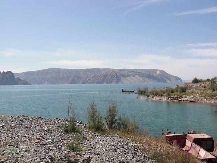 兰州-互助-西宁-龙羊峡龙羊峡水库湖岸