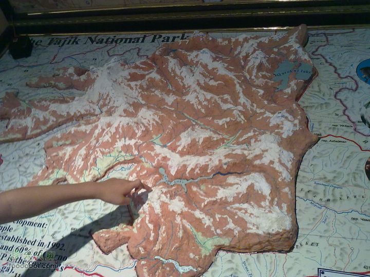 世博游第一日之风雨同行指点