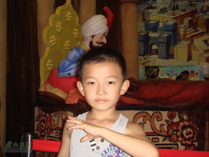 世博游第一日之风雨同行精神正足