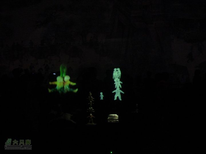 世博游第一日之风雨同行不知道这是什么东东