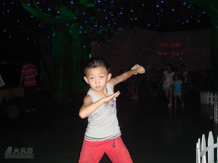 世博游第一日之风雨同行再次亮相