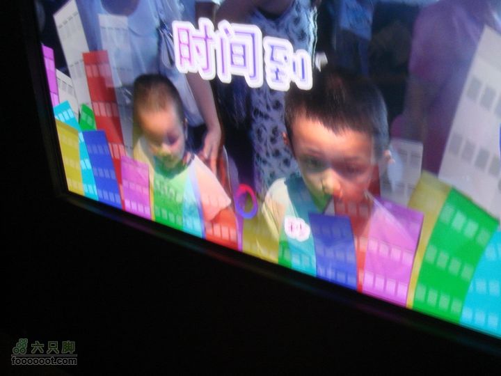 世博游第二日之父子畅游打细菌游戏