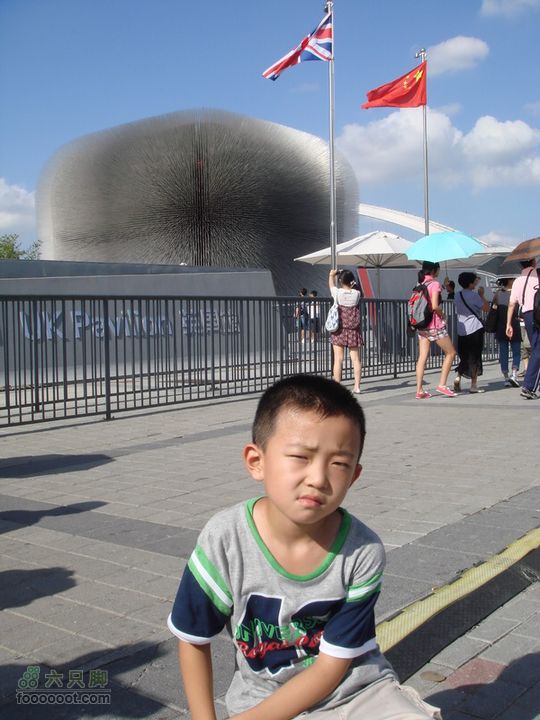 世博游第二日之父子畅游英国馆-主题:传承经典，铸就未来