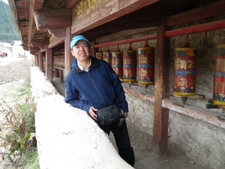 宁静而让人沉溺的小镇-郎木寺(最佳逃票路线)看我刚从雪山下来，脸色竟然还不错