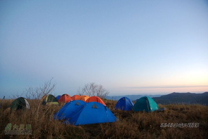 黑龙江最高峰 大秃顶子 起点东升林场清晨的营地