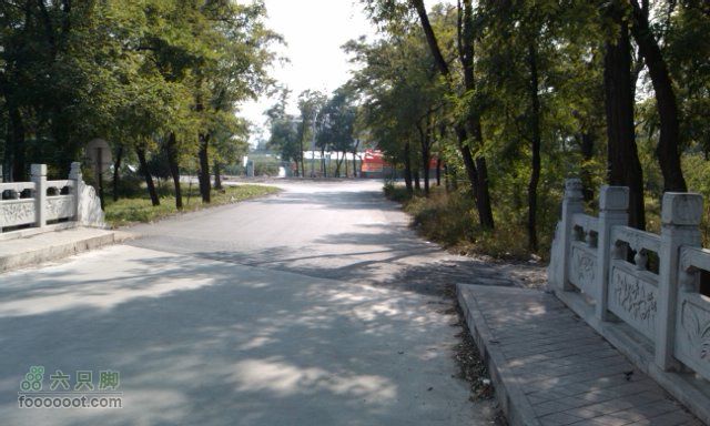2010-10-16 凤凰岭 去程凤凰小区门口的桥