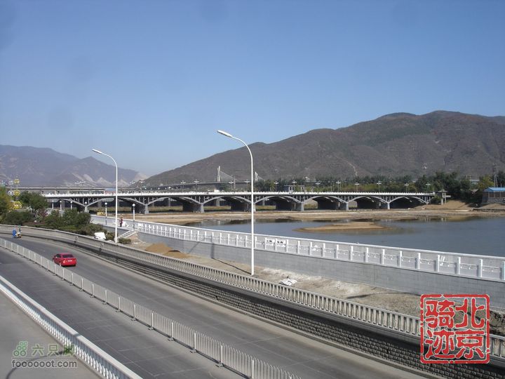 北京骑迹30 寻访琉璃之乡---琉璃渠 走西山大路第一关隘扩建的永定河公路桥。还有永定河公路桥（俗称：洋灰桥）