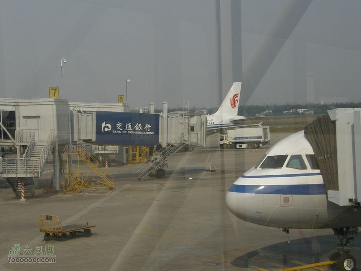 四迹合一（飞机、动车组、汽车、步行速度大比拼）PA300703