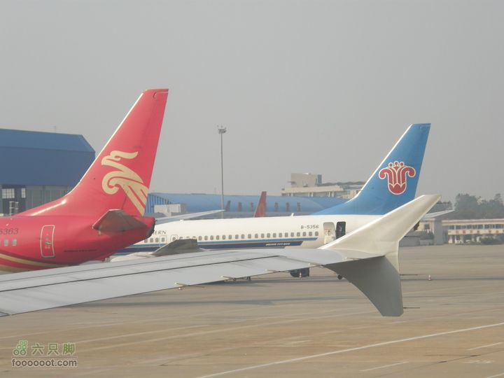 四迹合一（飞机、动车组、汽车、步行速度大比拼）PA300744