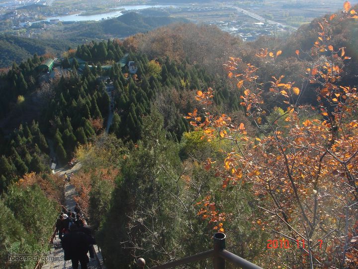 立冬追逐北京秋天的尾巴--红螺寺看红叶DSC03005