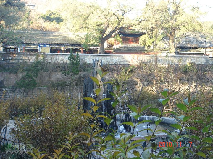 立冬追逐北京秋天的尾巴--红螺寺看红叶DSC03059