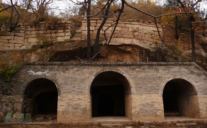 同上周:佛山陵园-白虎涧-凤凰岭三线环穿正脸儿