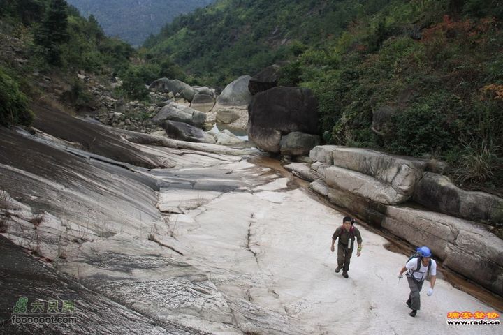 拉磨三谷玉苍山森林公园10