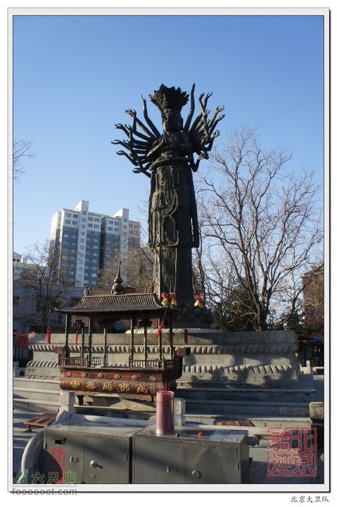 北京骑迹32 寻访北京地区最高的千手观音塑像和凯旋门遗迹北京地区最高的千手观音站立铜像