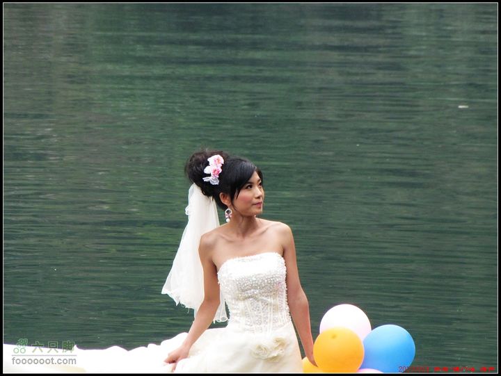 淄博 西厢-镇门峪拍婚纱照的新娘