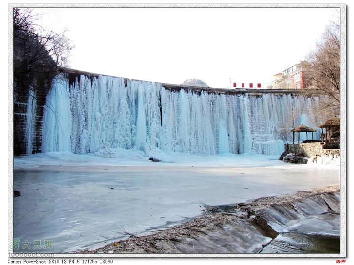 淄博 西厢-镇门峪镇门峪的冰瀑