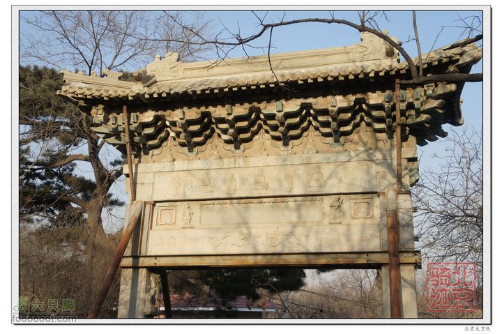 北京骑迹33 寻岩石绝壁上的石佛  访北京最古老的古寺石牌坊