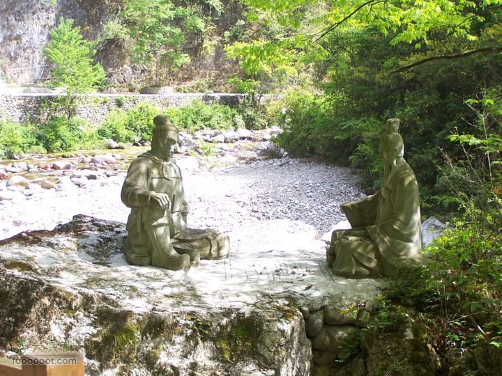 2007.5.1游览光雾山2D100_5211