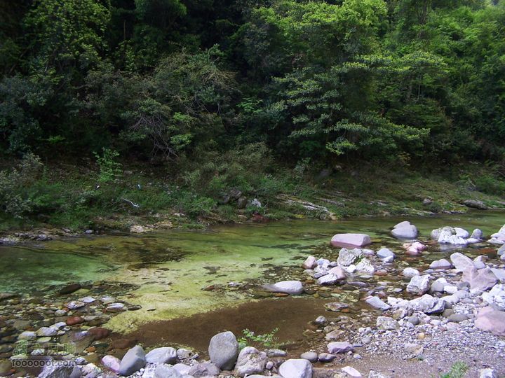 2007.5.1游览光雾山2D100_5214