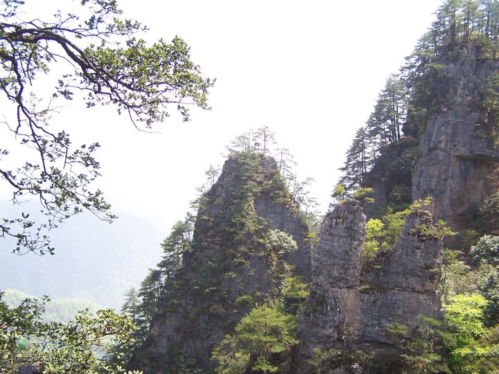 2007.5.1游览光雾山2D100_5258